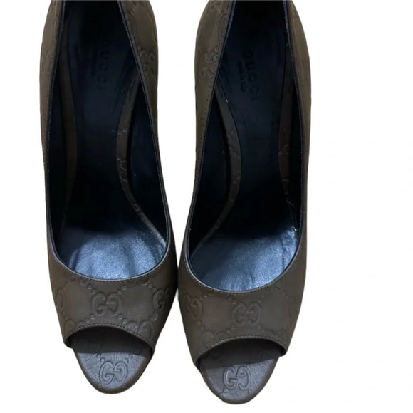 Gucci Guccissima Leather Peep Toe Pumps Size 38.5 Authentic - Picture 2 of 12
